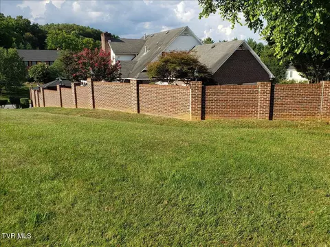 Exterior - 1 Emerald Court Johnson City Tn 37604, Johnson City, TN 37604 photo 16 of 22