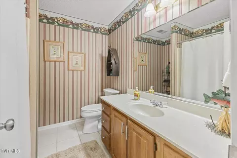 Bath - 1 Emerald Court Johnson City Tn 37604, Johnson City, TN 37604 photo 7 of 10