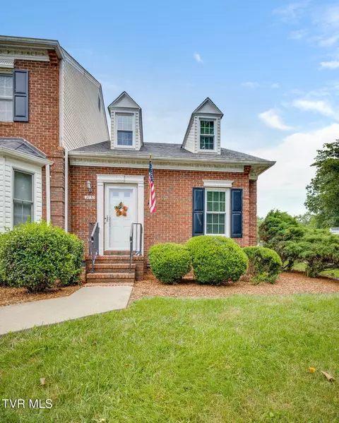 2030 W Manor Court 2030 Kingsport Tn 37660, Kingsport, TN 37660