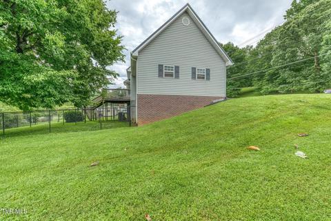 Exterior - 807 N Mohawk Drive Erwin Tn 37650, Erwin, TN 37650 photo 4 of 8