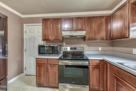 Kitchen - 807 N Mohawk Drive Erwin Tn 37650, Erwin, TN 37650 photo 3 of 4