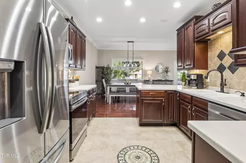 Kitchen - 13 E Ridgefield Court Greeneville Tn 37745, Greeneville, TN 37745 photo 2 of 6