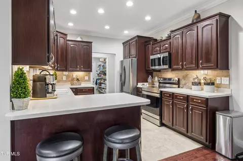Kitchen - 13 E Ridgefield Court Greeneville Tn 37745, Greeneville, TN 37745 photo 3 of 6