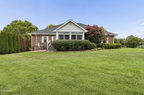 Exterior - 13 E Ridgefield Court Greeneville Tn 37745, Greeneville, TN 37745 photo 3 of 13