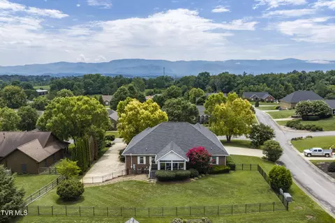 View/Area - 13 E Ridgefield Court Greeneville Tn 37745, Greeneville, TN 37745 photo 1 of 9