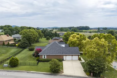 View/Area - 13 E Ridgefield Court Greeneville Tn 37745, Greeneville, TN 37745 photo 5 of 9