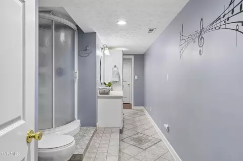 Bath - 13 E Ridgefield Court Greeneville Tn 37745, Greeneville, TN 37745 photo 6 of 7