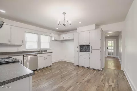 404 Cherry Greeneville Tn 37745, Greeneville, TN 37745 photo 9
