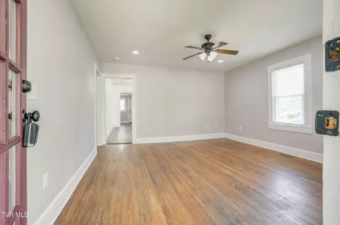 404 Cherry Greeneville Tn 37745, Greeneville, TN 37745 photo 5