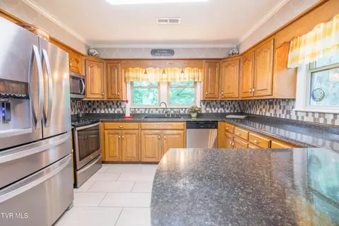 255 Riverview Drive Johnson City Tn 37601, Johnson City, TN 37601 photo 20