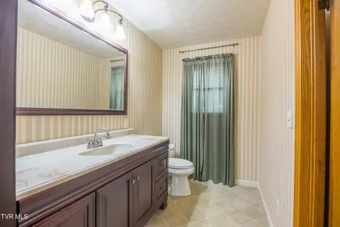 255 Riverview Drive Johnson City Tn 37601, Johnson City, TN 37601 photo 30
