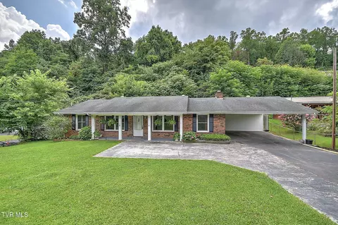 1747 Forest View Drive Kingsport Tn 37660, Kingsport, TN 37660