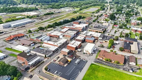414 S Main Avenue Erwin Tn 37650, Erwin, TN 37650 photo 32