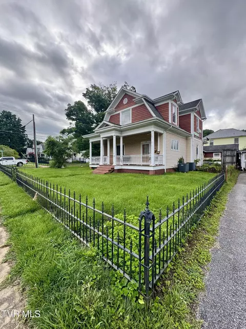 128 N Elm Avenue Erwin Tn 37650, Erwin, TN 37650 photo 3