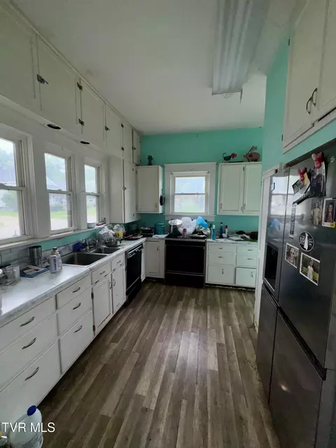 128 N Elm Avenue Erwin Tn 37650, Erwin, TN 37650 photo 5