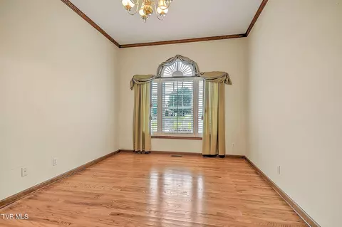Living - 171 Rosecliff Drive Fall Branch Tn 37656, Fall Branch, TN 37656 photo 1 of 5