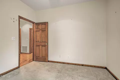 Bedroom - 171 Rosecliff Drive Fall Branch Tn 37656, Fall Branch, TN 37656 photo 7 of 10