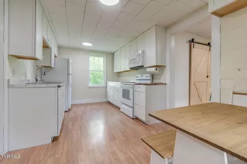 429 Tollett Street Hampton Tn 37658, Hampton, TN 37658 photo 9