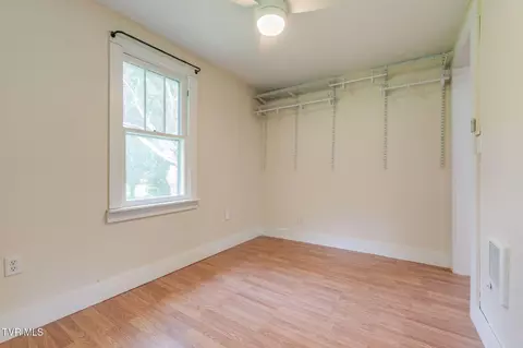 429 Tollett Street Hampton Tn 37658, Hampton, TN 37658 photo 17