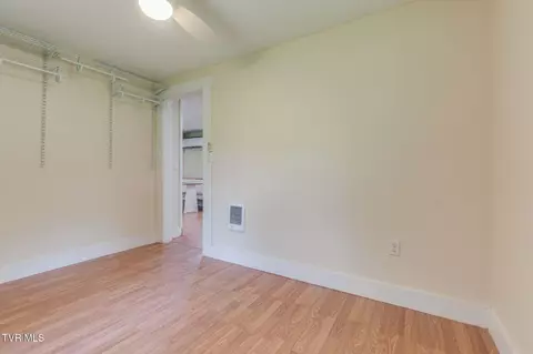 429 Tollett Street Hampton Tn 37658, Hampton, TN 37658 photo 18