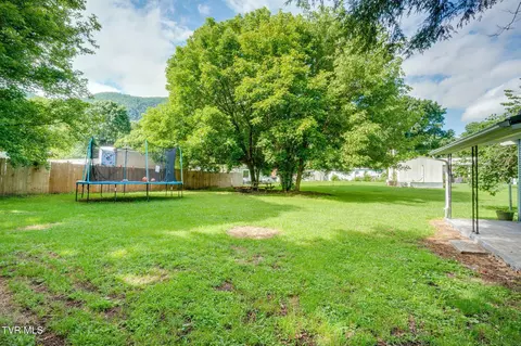 429 Tollett Street Hampton Tn 37658, Hampton, TN 37658 photo 29