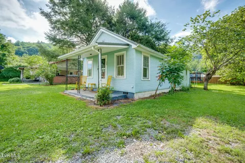 429 Tollett Street Hampton Tn 37658, Hampton, TN 37658 photo 26