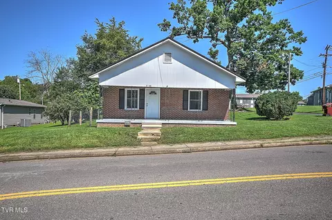 2109 E Unaka Avenue Johnson City Tn 37601, Johnson City, TN 37601