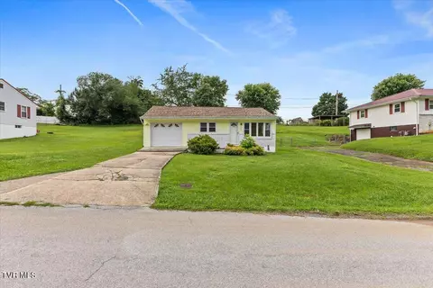 426 Holly Street Mount Carmel Tn 37645, Mount Carmel, TN 37645
