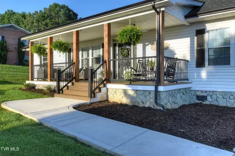 Exterior - 137 Kerns Street Erwin Tn 37650, Erwin, TN 37650 photo 3 of 20