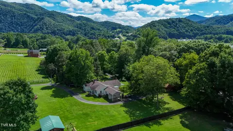 Exterior - 851 Adkins Lane Erwin Tn 37650, Erwin, TN 37650 photo 6 of 10