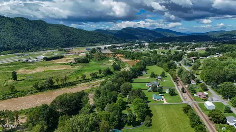 View/Area - 851 Adkins Lane Erwin Tn 37650, Erwin, TN 37650 photo 17 of 19