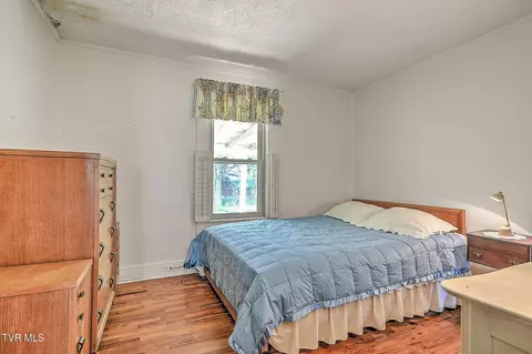 Bedroom - 851 Adkins Lane Erwin Tn 37650, Erwin, TN 37650 photo 11 of 11