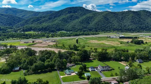 View/Area - 851 Adkins Lane Erwin Tn 37650, Erwin, TN 37650 photo 13 of 19