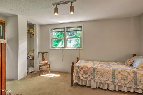 Bedroom - 851 Adkins Lane Erwin Tn 37650, Erwin, TN 37650 photo 4 of 11