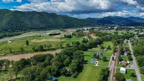 View/Area - 851 Adkins Lane Erwin Tn 37650, Erwin, TN 37650 photo 16 of 19