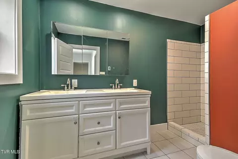 321 Lee Street Bristol Va 24201, Bristol, VA 24201 photo 22