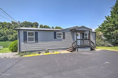 4462 Bluff City Highway Bluff City Tn 37618, Bluff City, TN 37618