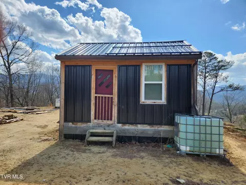 174 Teaberry Road Roan Mountain Tn 37687, Roan Mountain, TN 37687
