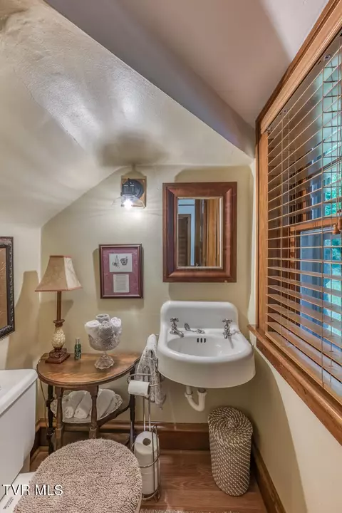 Bath - 1812 N Main Avenue Erwin Tn 37650, Erwin, TN 37650 photo 1 of 4