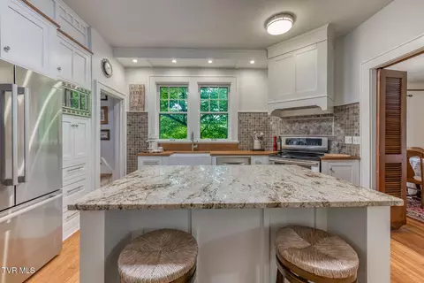 Kitchen - 1812 N Main Avenue Erwin Tn 37650, Erwin, TN 37650 photo 2 of 4