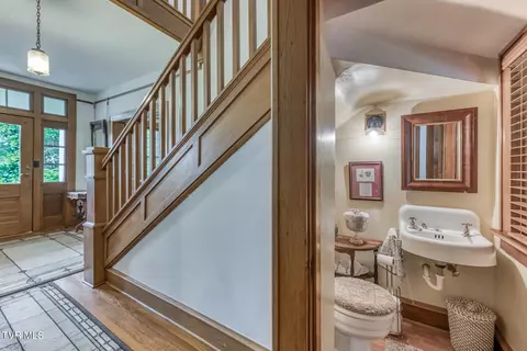 Entry Way - 1812 N Main Avenue Erwin Tn 37650, Erwin, TN 37650 photo 3 of 8