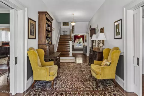 Entry Way - 201 E 9th Avenue Johnson City Tn 37601, Johnson City, TN 37601 photo 2 of 12