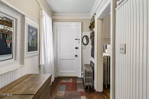 Entry Way - 201 E 9th Avenue Johnson City Tn 37601, Johnson City, TN 37601 photo 5 of 12