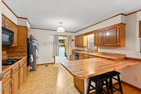 Kitchen - 207 Sycamore Street Erwin Tn 37650, Erwin, TN 37650 photo 1 of 3