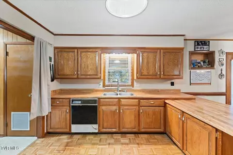 Kitchen - 207 Sycamore Street Erwin Tn 37650, Erwin, TN 37650 photo 2 of 3