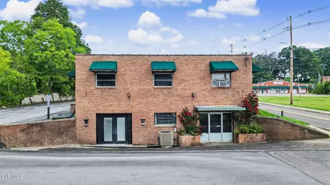 204 E Mckee Street Greeneville Tn 37743, Greeneville, TN 37743 photo 9
