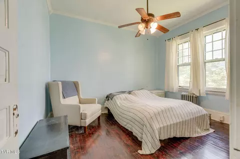 Bedroom - 313 W Pine Street Johnson City Tn 37604, Johnson City, TN 37604 photo 1 of 4