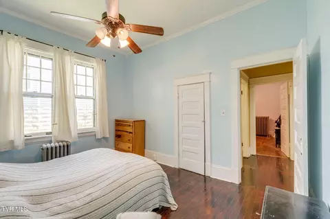 Bedroom - 313 W Pine Street Johnson City Tn 37604, Johnson City, TN 37604 photo 2 of 4