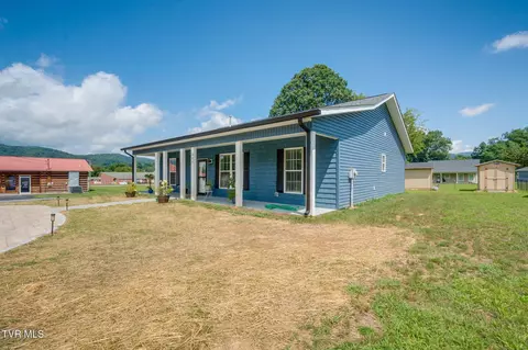 Exterior - 889 S Mohawk Drive Erwin Tn 37650, Erwin, TN 37650 photo 2 of 4