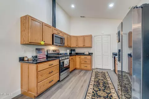Kitchen - 889 S Mohawk Drive Erwin Tn 37650, Erwin, TN 37650 photo 2 of 3